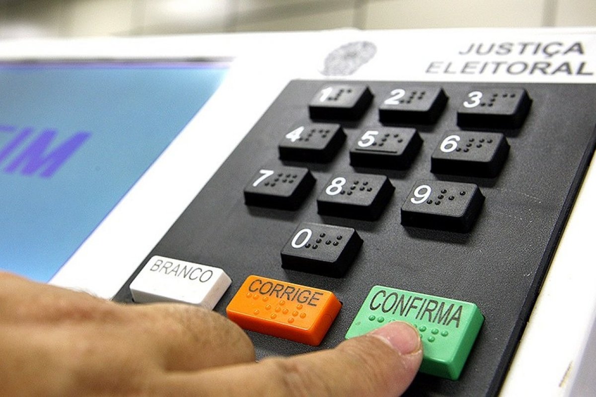 Eleições 2022: eleitor terá intervalo de tempo para conferir voto na urna