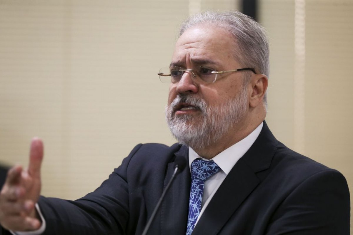 “É sempre importante termos observadores”, diz Augusto Aras após reunião com OEA