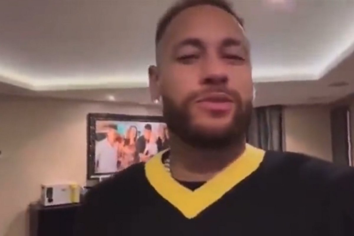 Vídeo: Neymar agradece "visita ilustre" de Bolsonaro ao seu instituto