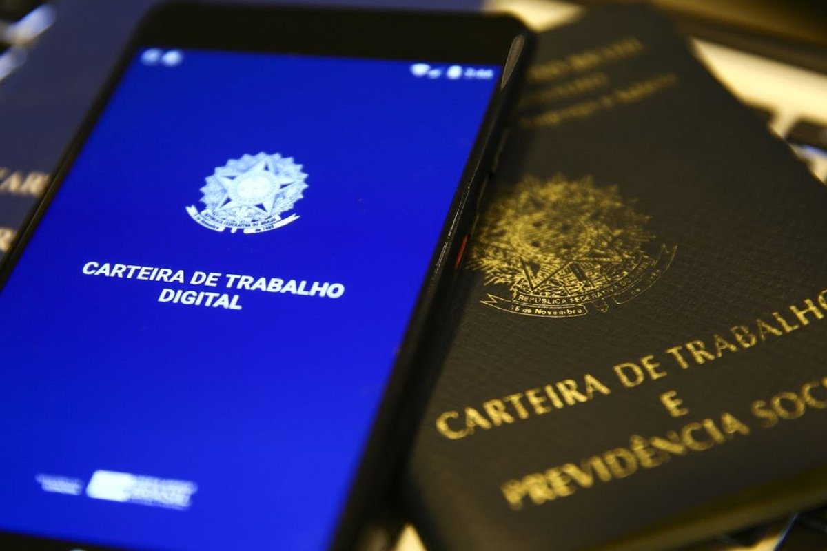 SineBahia oferece mais de 200 vagas de emprego e oportunidades de estágio nesta quinta-feira (29)