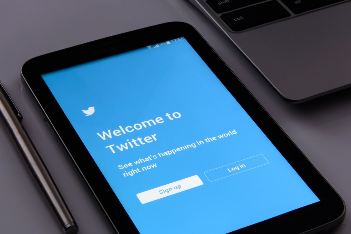 Twitter anuncia que vai excluir publicações negacionistas sobre mudanças climáticas