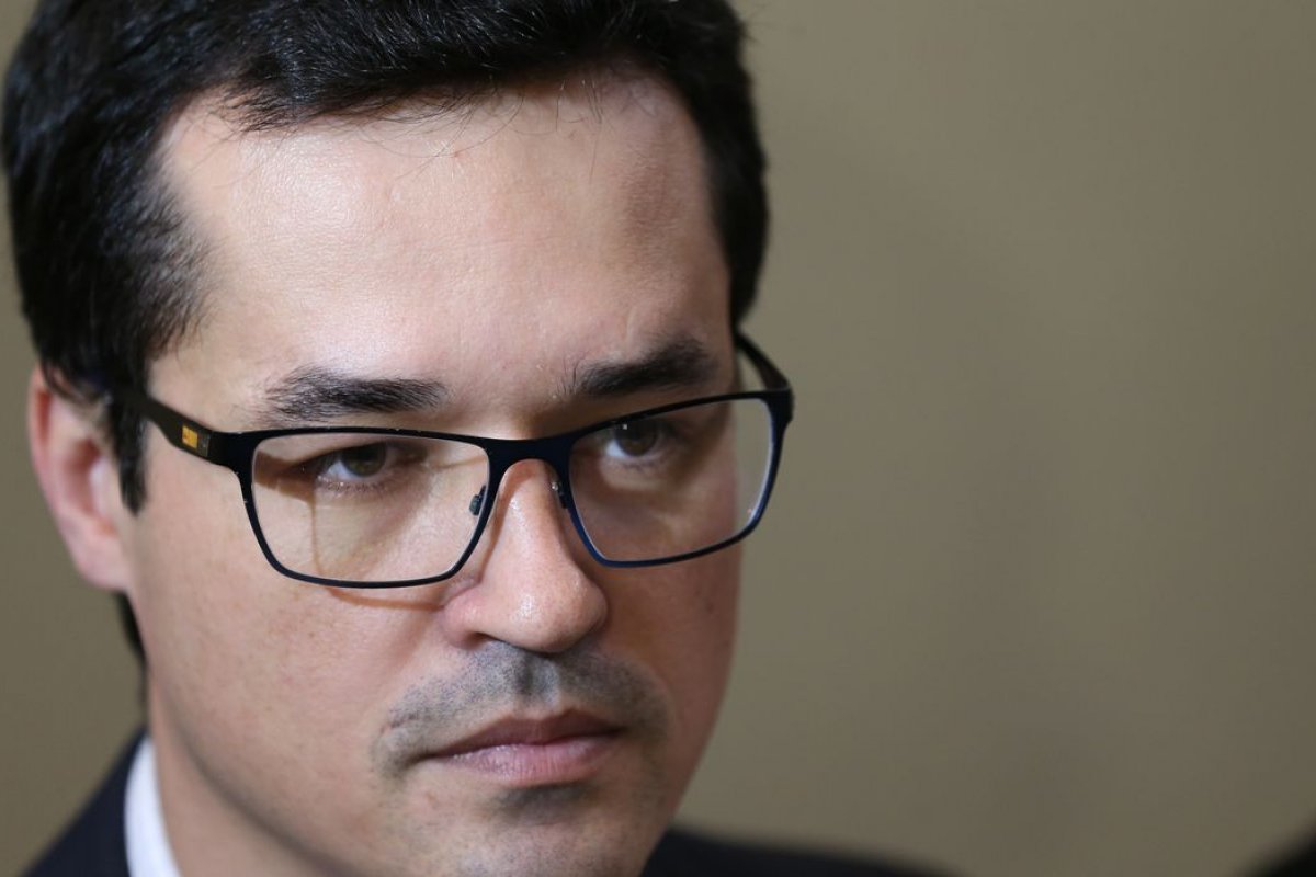 Vídeo: eleito deputado, Deltan Dallagnol declara apoio a Bolsonaro no 2º turno