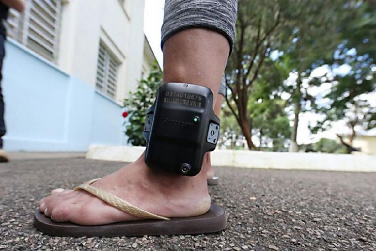 Tornozeleiras eletrônicas sem comunicação serão desativadas a partir do dia 15 de outubro no Rio de Janeiro