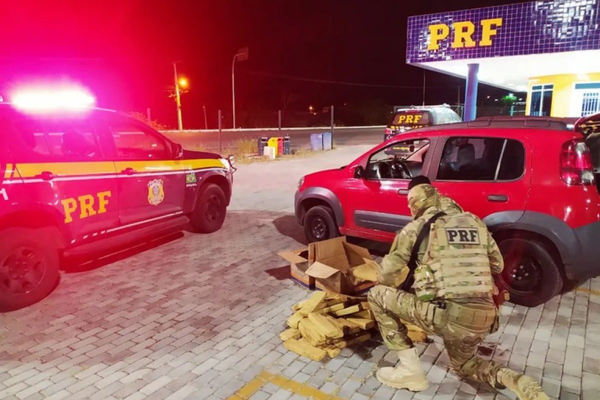 Motorista de aplicativo é preso em flagrante com 51 kg de maconha