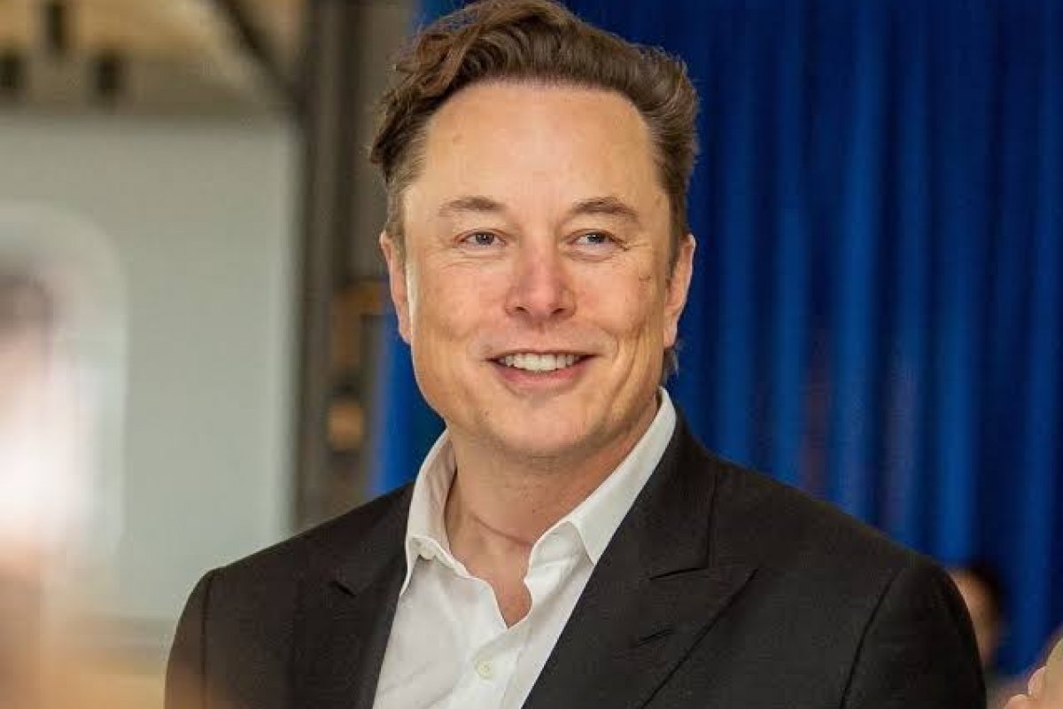 Segundo agência, Elon Musk pede suspensão de litígio do Twitter para fechar acordo