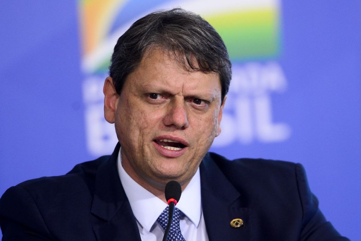 Tarcísio projeta virada de Bolsonaro no 2° turno em São Paulo