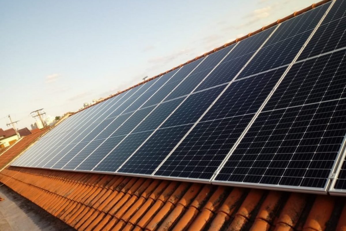 Energia solar pode se tornar 2ª maior fonte de geração no país, diz Absolar
