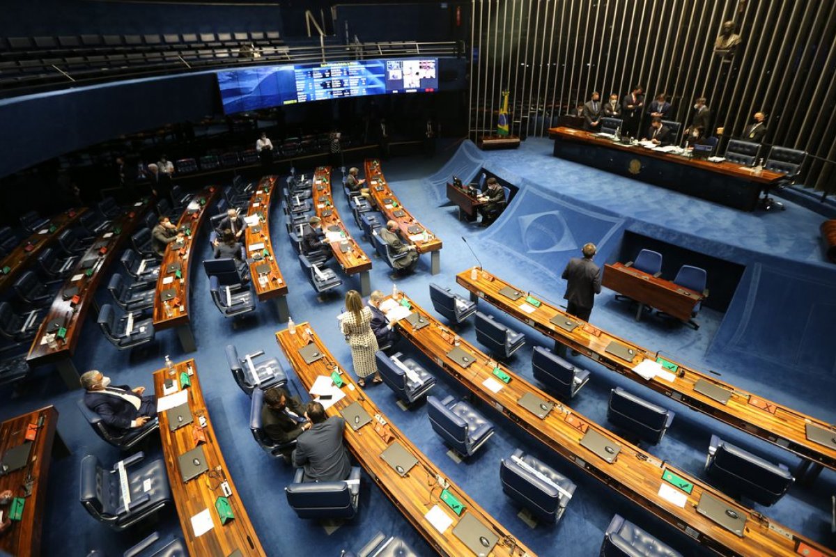 Acordos de cooperação de defesa com Chile e Líbano são aprovados pelo Senado 