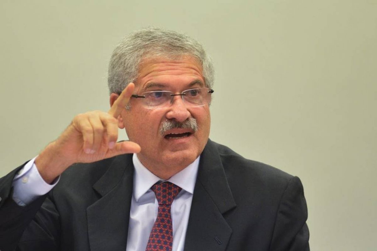 Com quase três vezes menos votos, José Rocha teve o voto seis vezes "mais caro" que o de Otto Filho