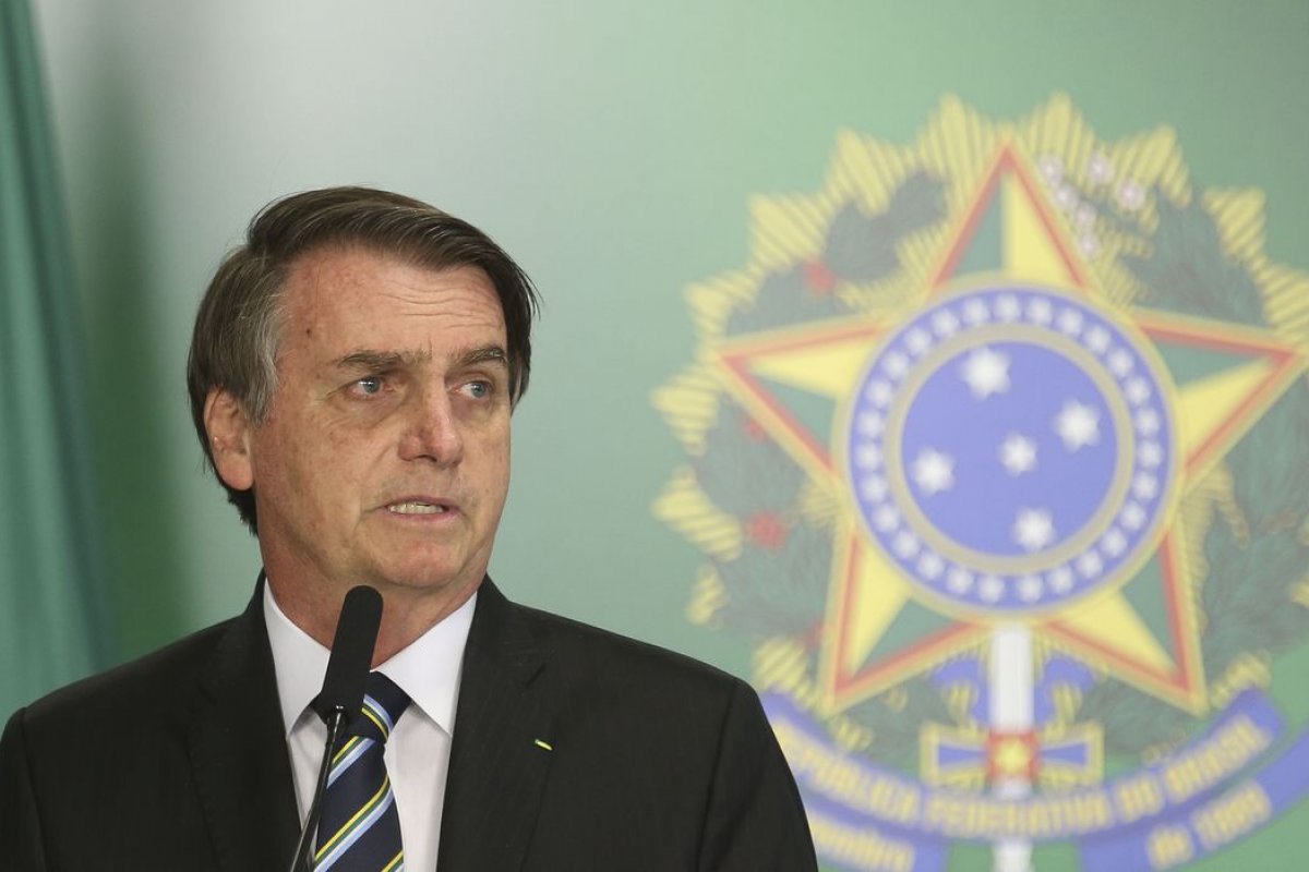 Em comício no RJ, Bolsonaro comemora redução nas taxas de violência do país