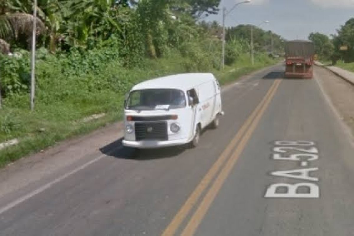Jovem de 21 anos morre em uma batida entre duas motos na Estrada do Derba, em Salvador 