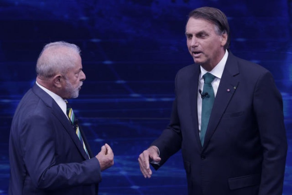 Pesquisa CNT/MDA: Lula tem 53,5% dos votos válidos; Bolsonaro, 46,5%