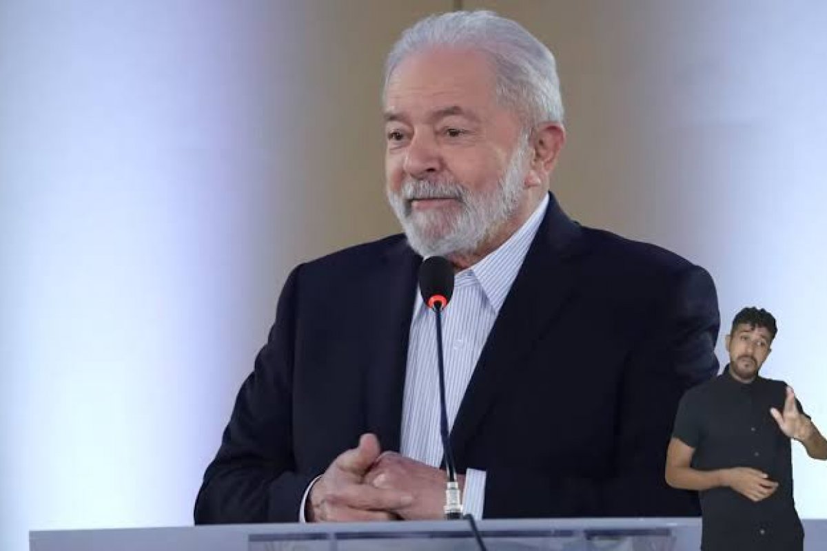 Em encontro com religiosos, Lula fala sobre o Foro de São Paulo