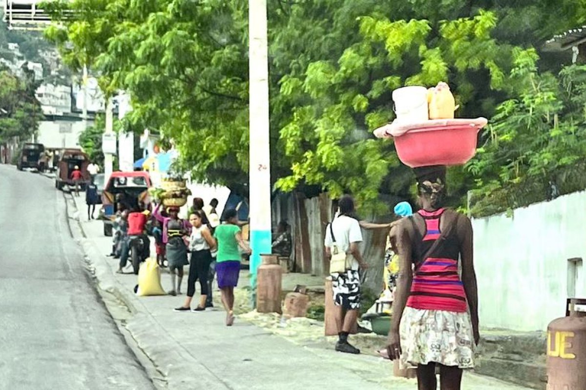 Chefe da ONU no Haiti reforça pedido de força internacional