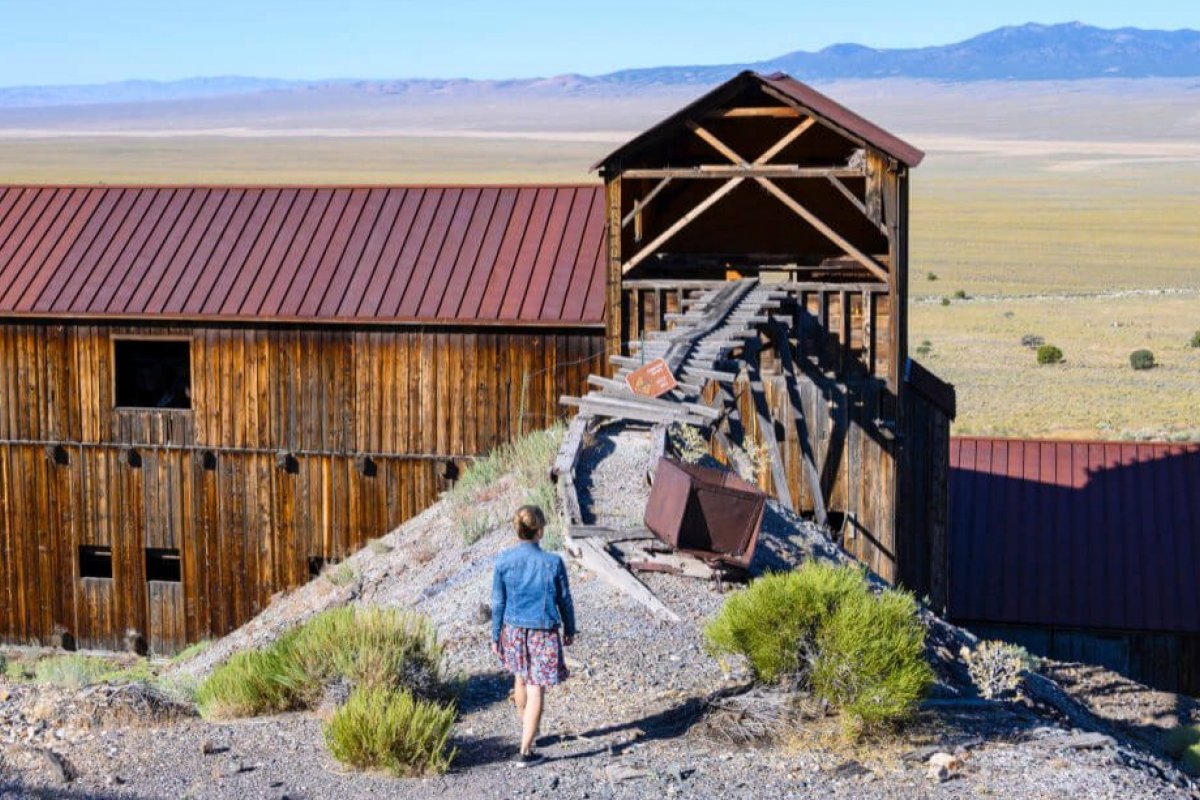 Muitas cidades fantasmas atraem turistas em Nevada. Que tal descobri-las?  