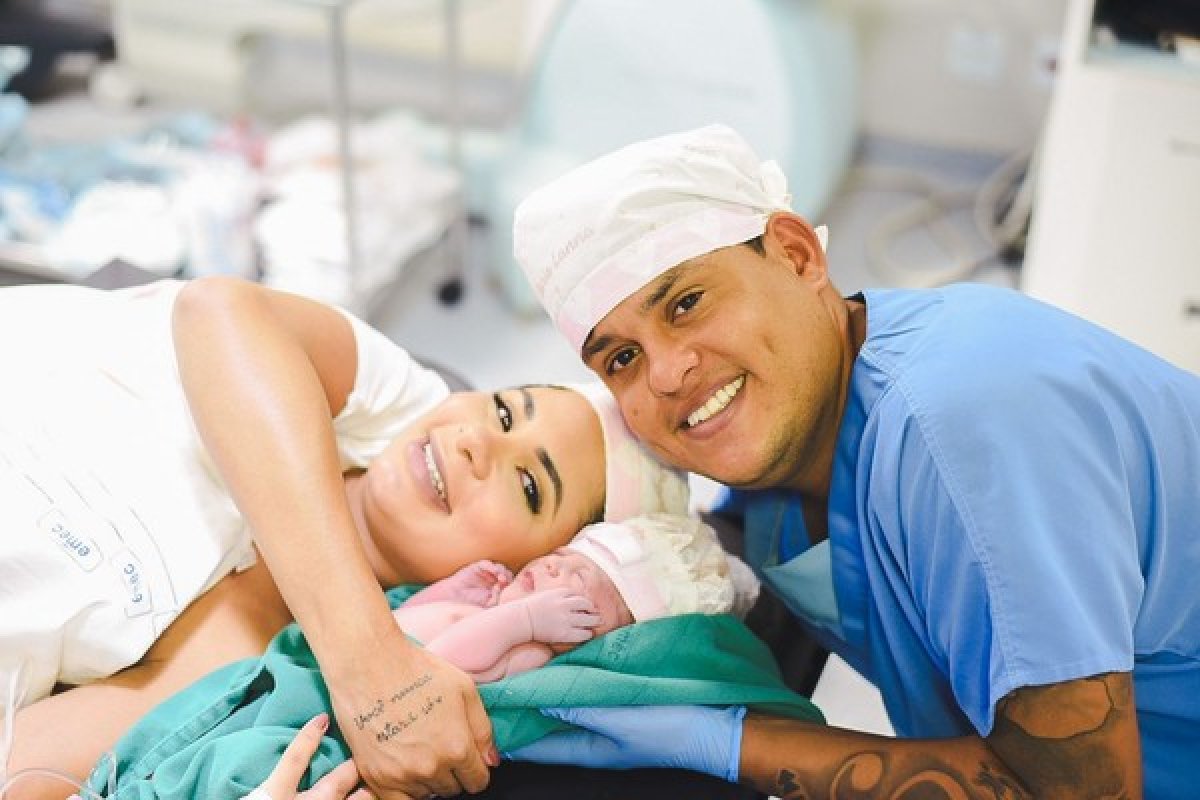 Nasce em Feira de Santana a segunda filha do cantor Thiago Aquino! 