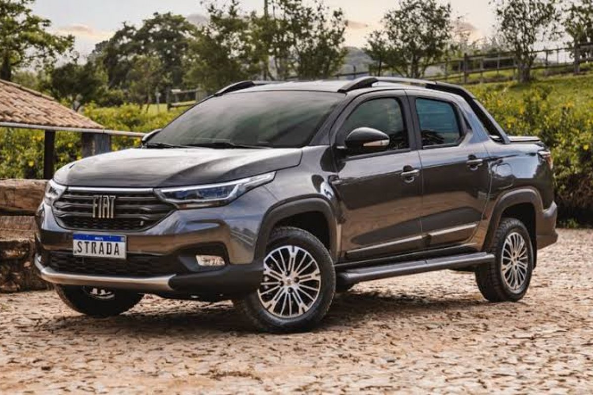 Fiat Strada e GM Tracker brigam por liderança no mercado 