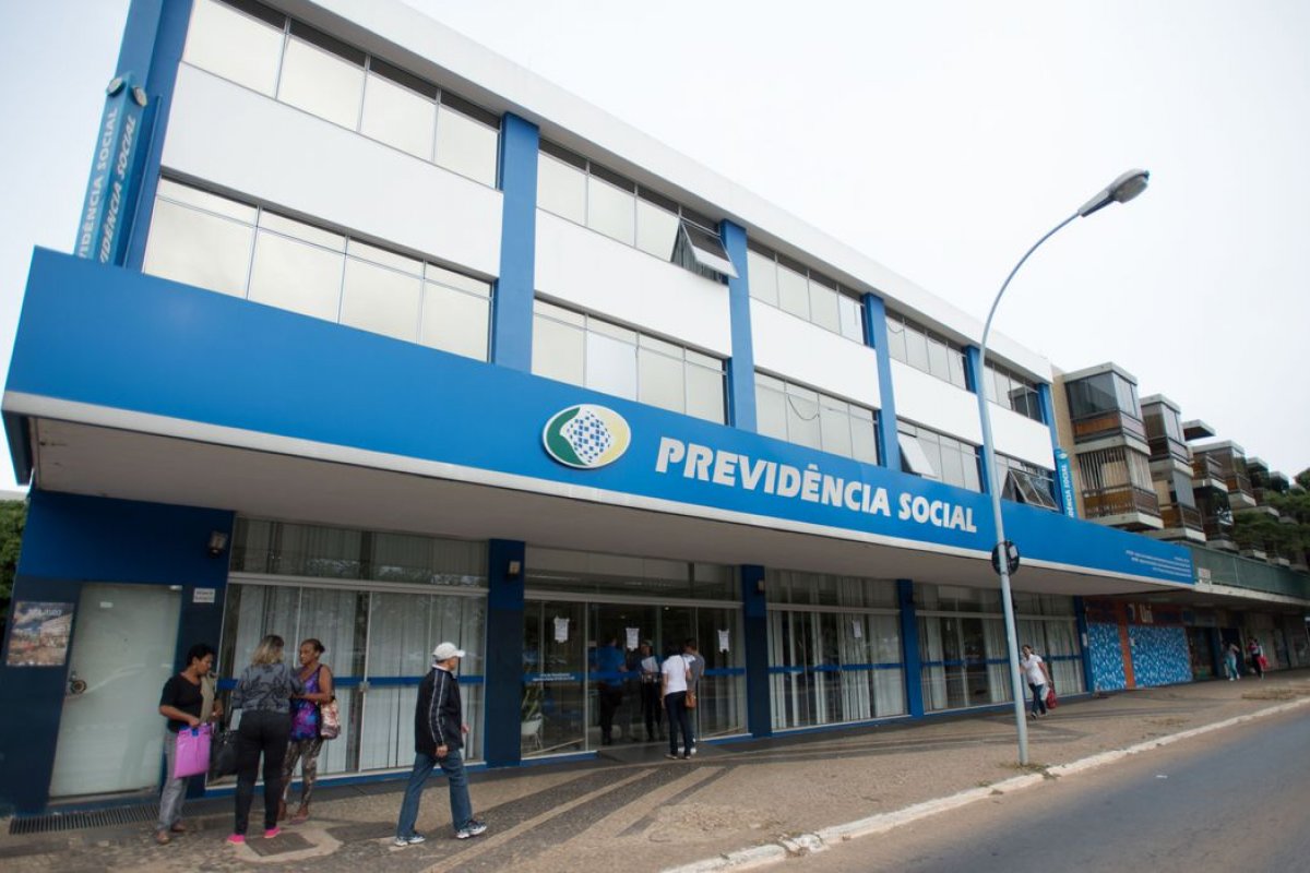 Justiça libera R$ 1,5 bi em atrasados para beneficiários do INSS