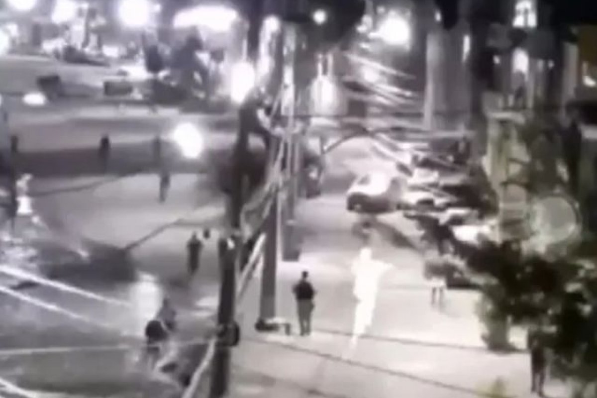 Policial Militar é baleado durante tentativa de assalto na Ribeira, em Salvador