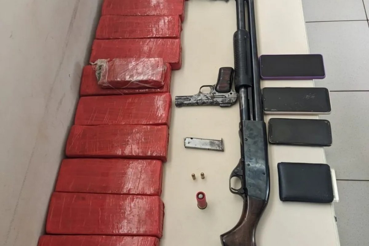 Jovem de 17 anos é apreendida com 10 kg de drogas no oeste da Bahia