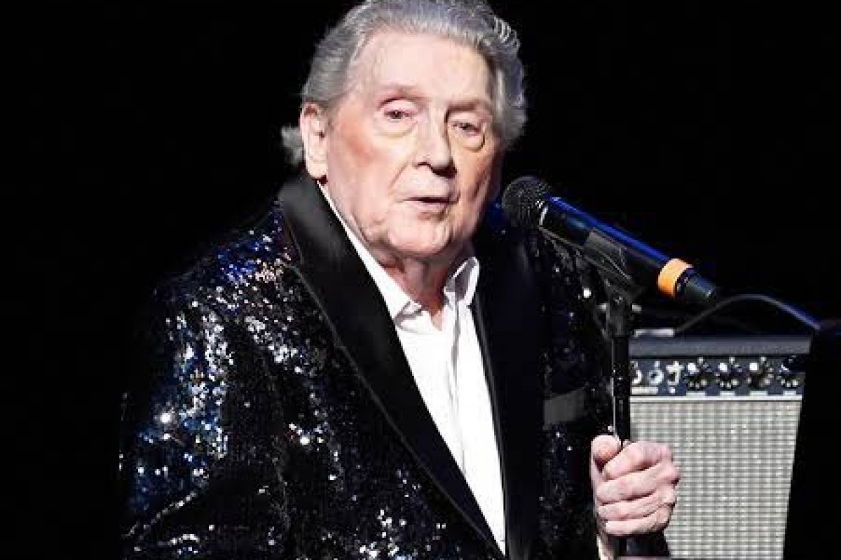 Morre o músico Jerry Lee Lewis aos 87 anos 
