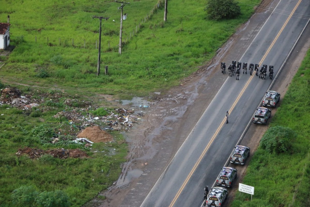 SSP-BA informa que polícia já desobstruiu 14 trechos de rodovias federais