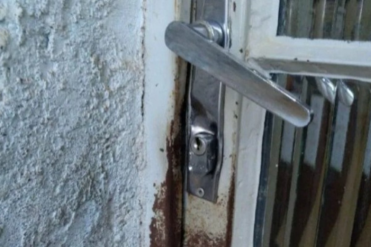 Mulher é surpreendida com ladrão dentro de casa, no Rosário do Ivaí