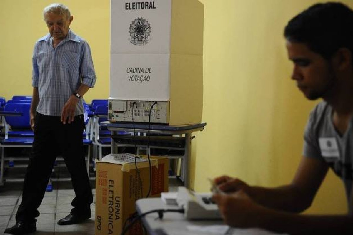 Termina hoje prazo para mesários justificarem ausência no 1º turno