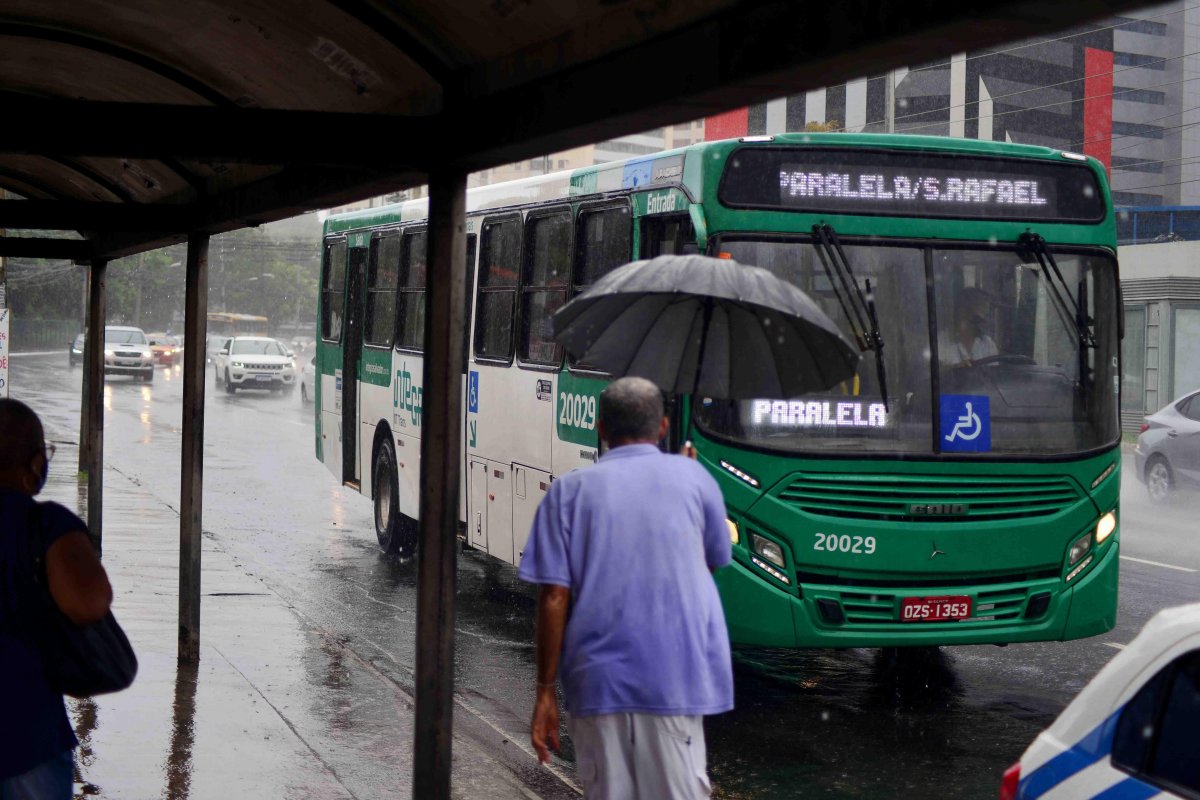 Chuva intensa atinge Salvador nesta quinta-feira (3)