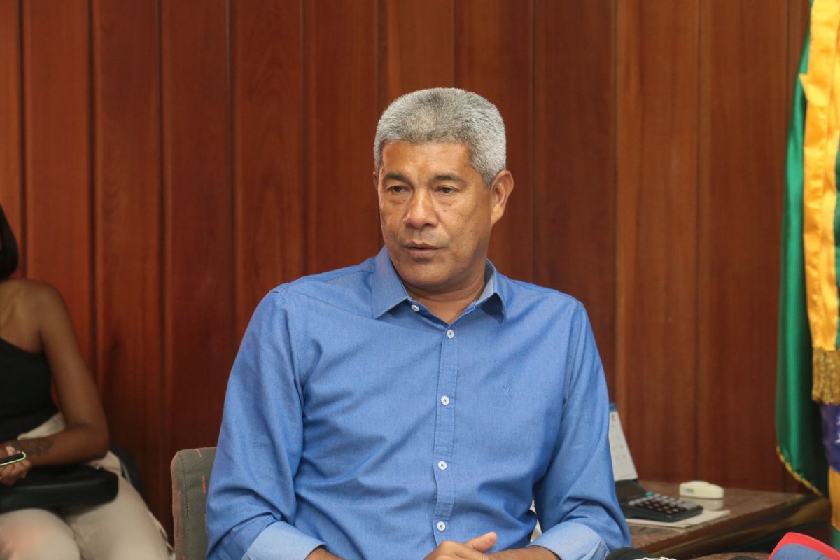 Jerônimo Rodrigues diz que nenhum nome ainda será divulgado nos próximos dias 
