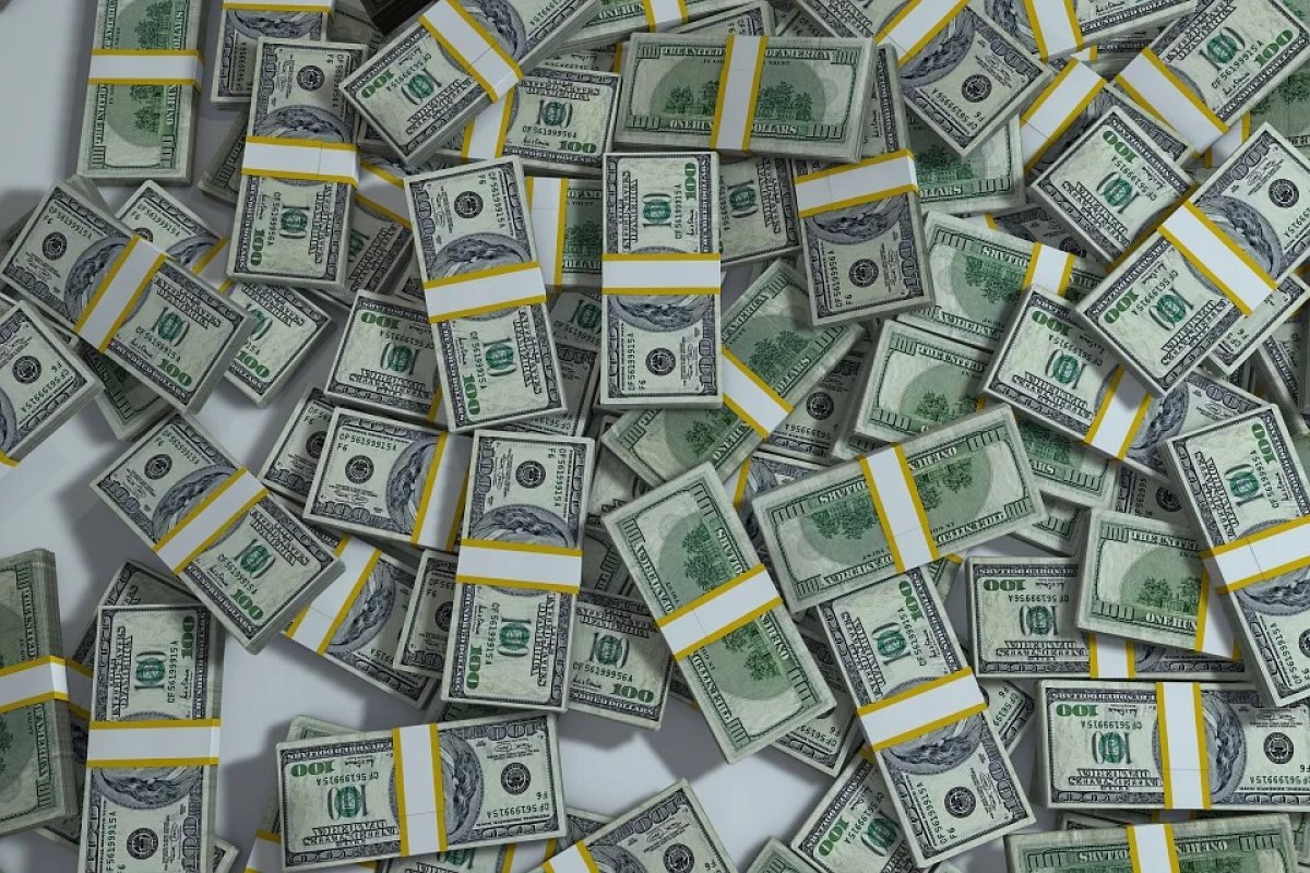Dólar fecha a R$ 4,20, a maior alta da história