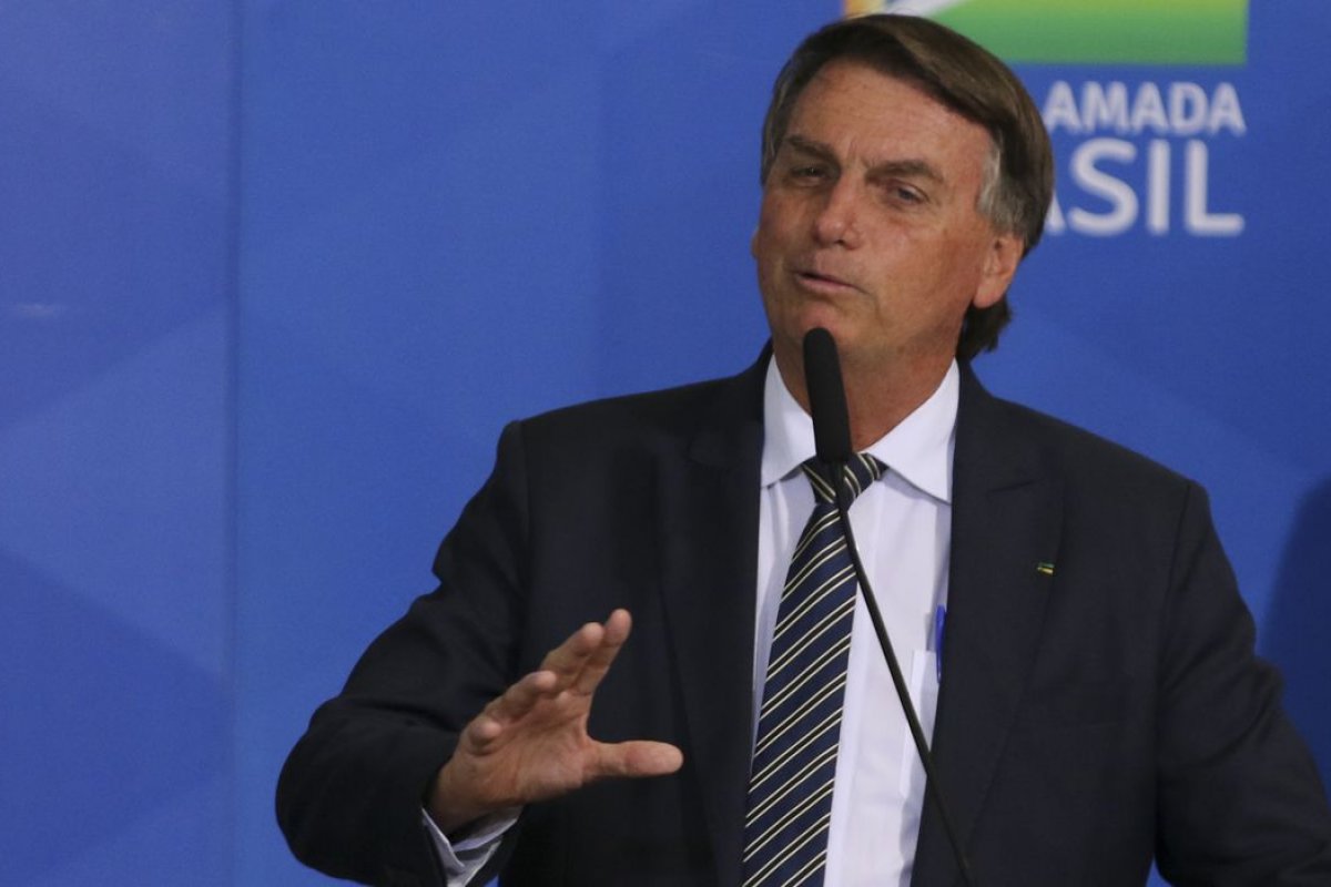 PF pede mais prazo para analisar investigações contra Bolsonaro e auxiliares na CPI da Covid-19