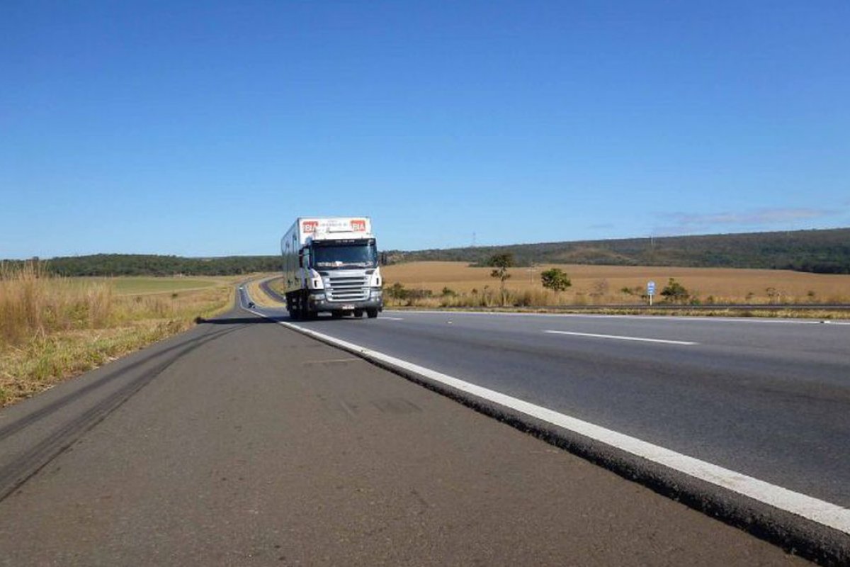 Em 2021, investimento do Governo Federal em rodovias atingiu menor patamar em 16 anos, diz CNT