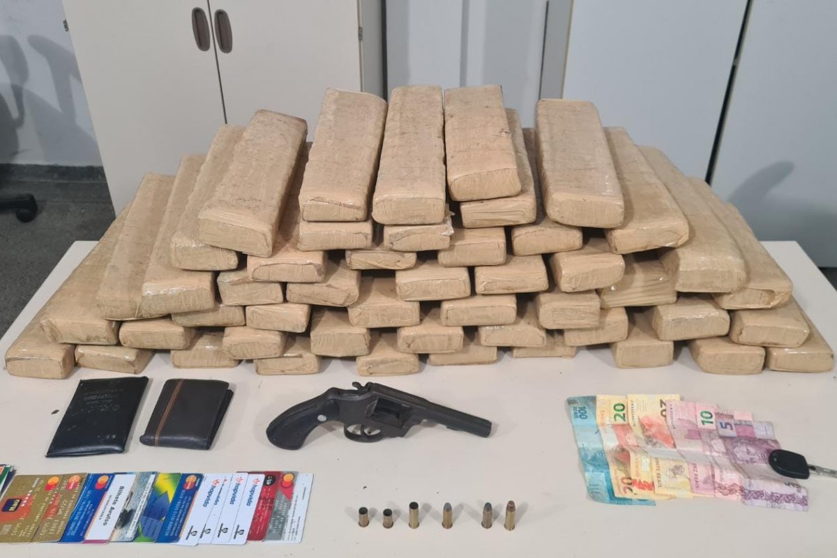 Polícia apreende 50 quilos de maconha em Salvador