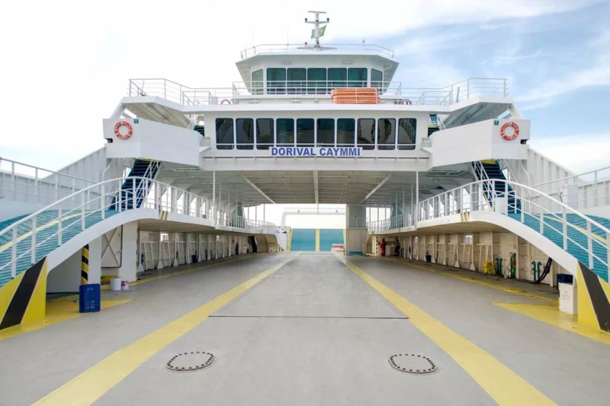 Sistema ferry-boat registra movimento intenso para veículos nesta sexta (11)