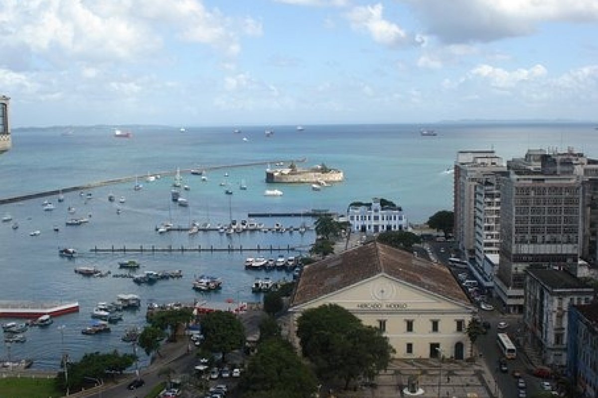 Salvador tem fim de semana ensolarado e com pequena chance de chuva
