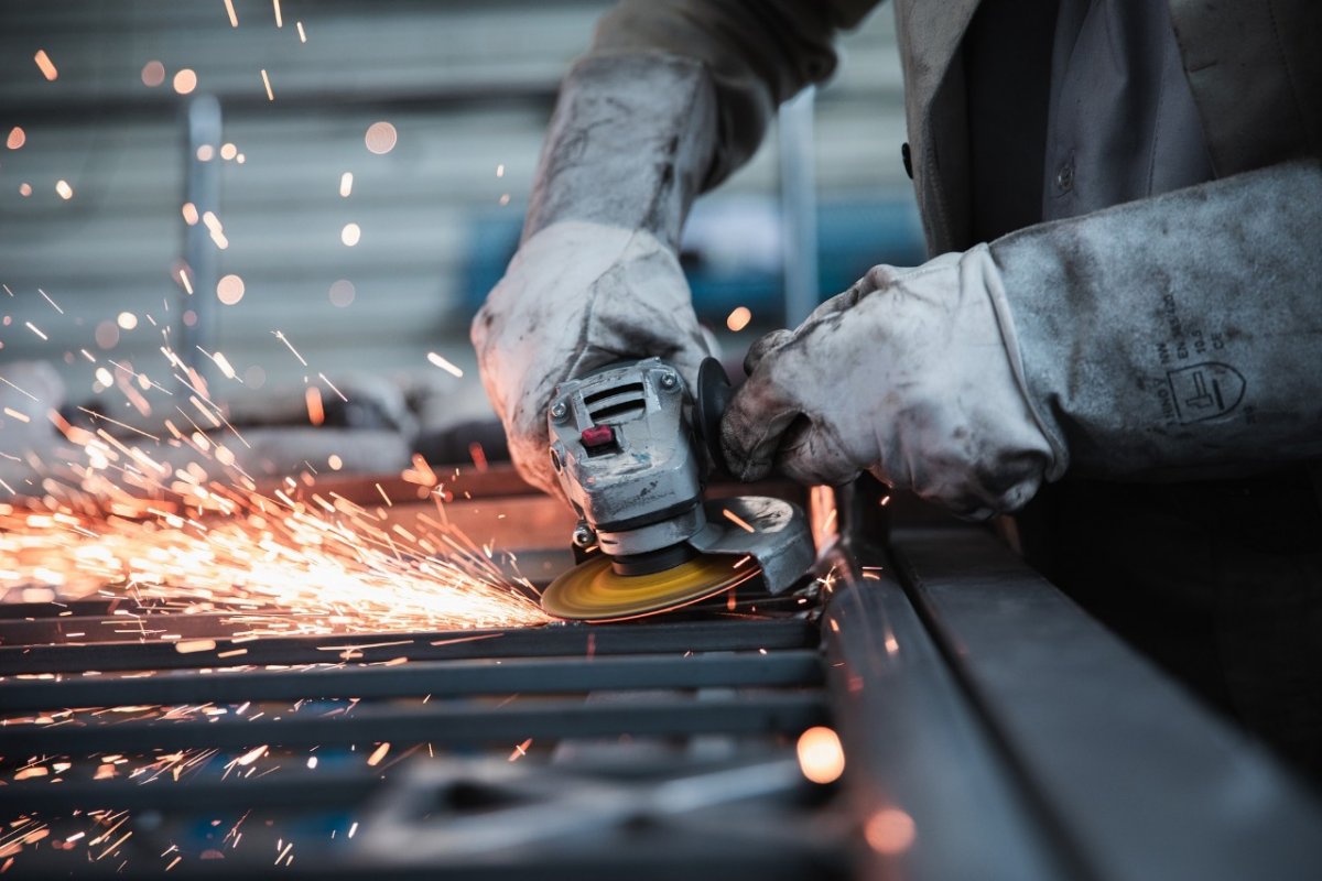 Produção industrial na zona do euro sobe 0,9% em setembro, diz Eurostat