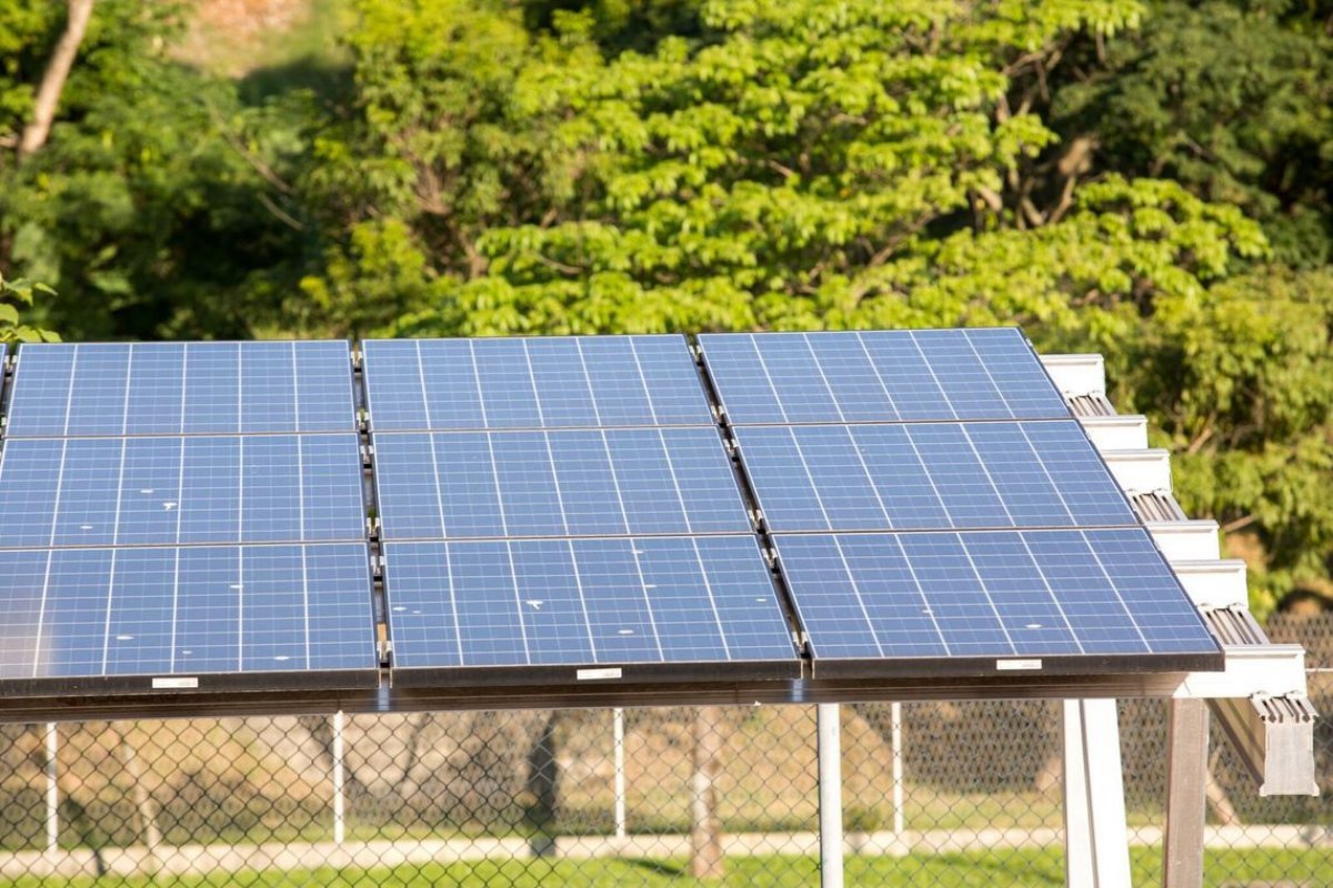 MEC libera R$ 60 milhões para compra de usinas fotovoltaicas
