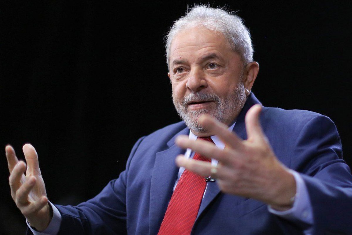 Lula COP27: fretamento de aeronave custaria no mínimo R$ 1 milhão, diz coluna