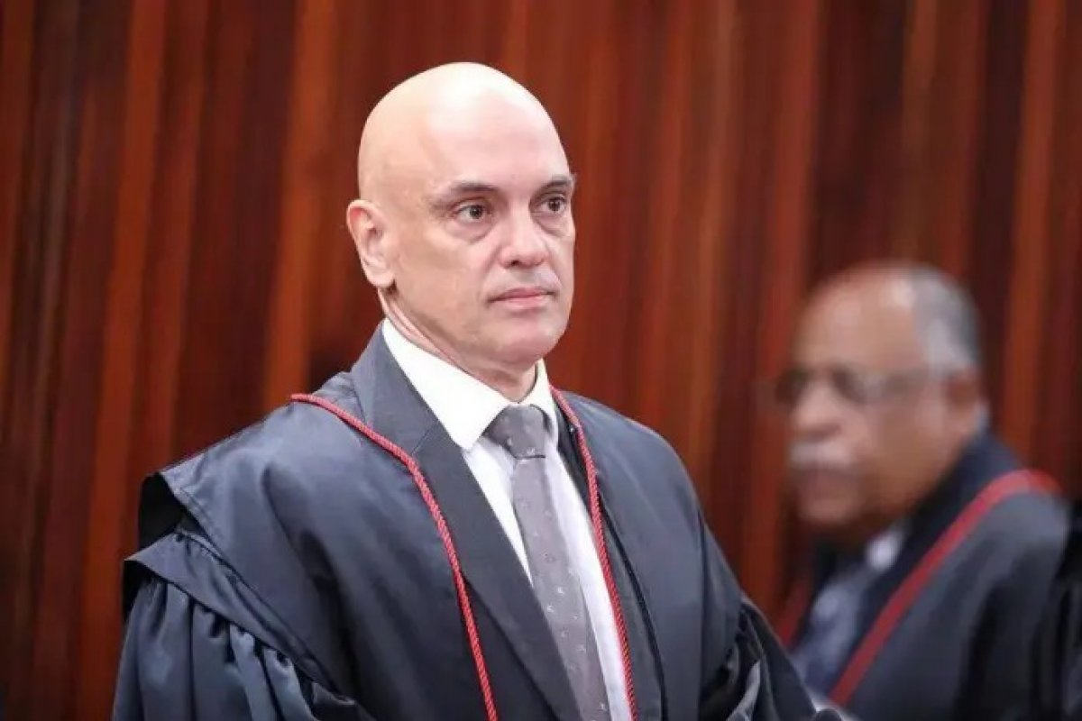 Moraes manda bloquear contas bancárias de suspeitos de financiar atos que contestaram o resultado da eleição presidencial