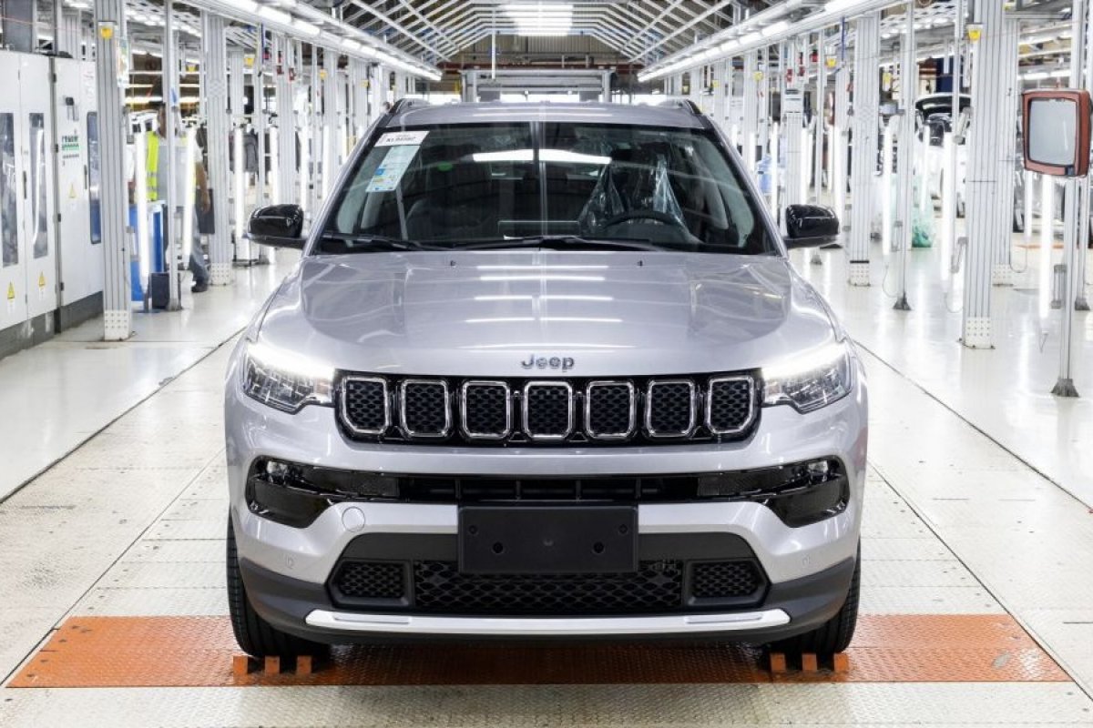 Jeep Compass chega a 400 mil unidades produzidas 