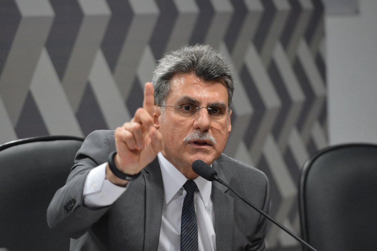 Operação Imhotep: PF realiza busca na casa de ex-senador Romero Jucá em Roraima