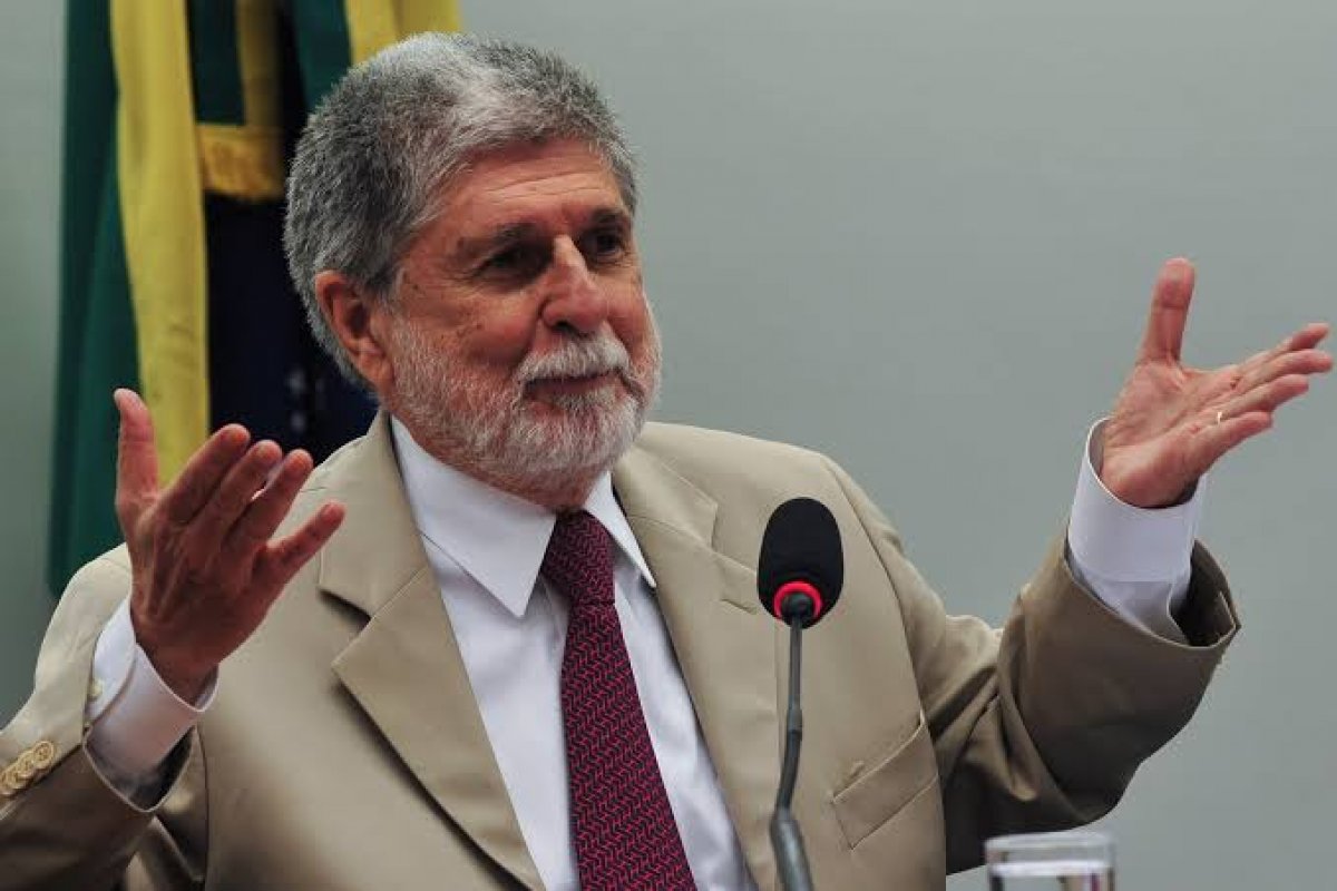 Derrota de Bolsonaro é 'página virada', diz ex-ministro Celso Amorim