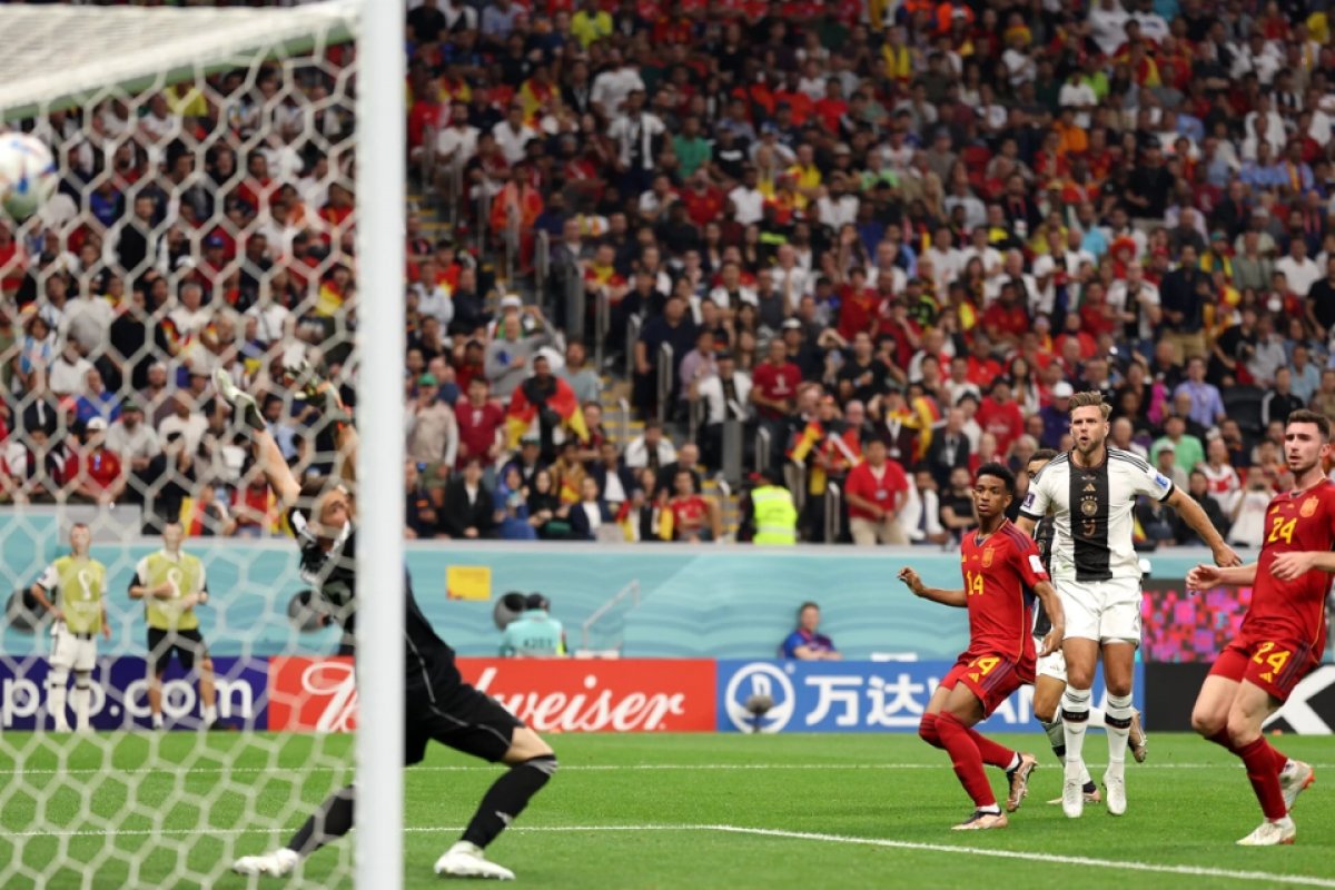 Copa do Mundo: Alemanha e Espanha empatam em 1 a 1 