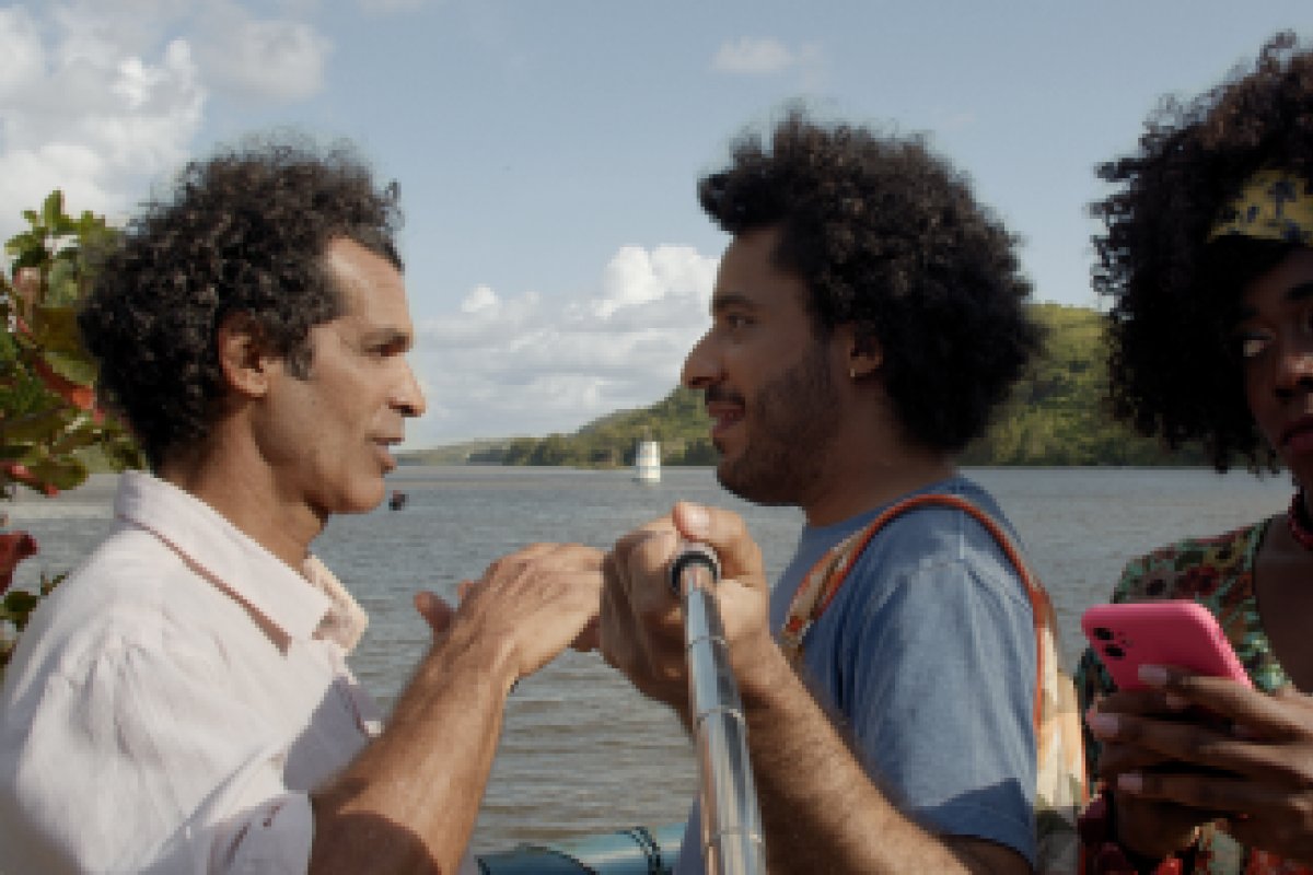 Filme Na Rédea Curta estreia nesta quinta-feira (1º) e põe foco nas famílias matriarcais negras com muito humor! 