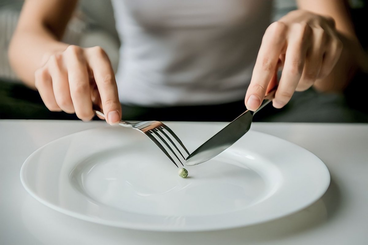 Mais de 10% dos jovens estão propícios a transtornos alimentares, diz Ministério da Saúde 