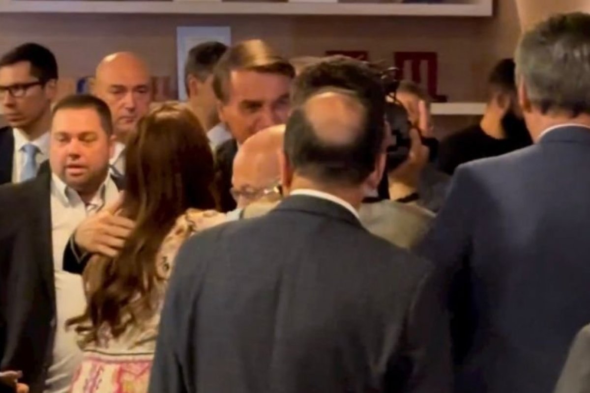 Vídeo: presidente Jair Bolsonaro participa de jantar do PL em Brasília