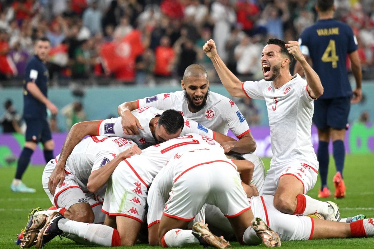 Copa do Mundo: Tunísia vence França por 1 a 0, mas não consegue classificação