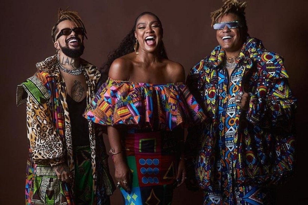 Vogue Celebra reconhece Meninos Rei como transformadores da moda nacional! 