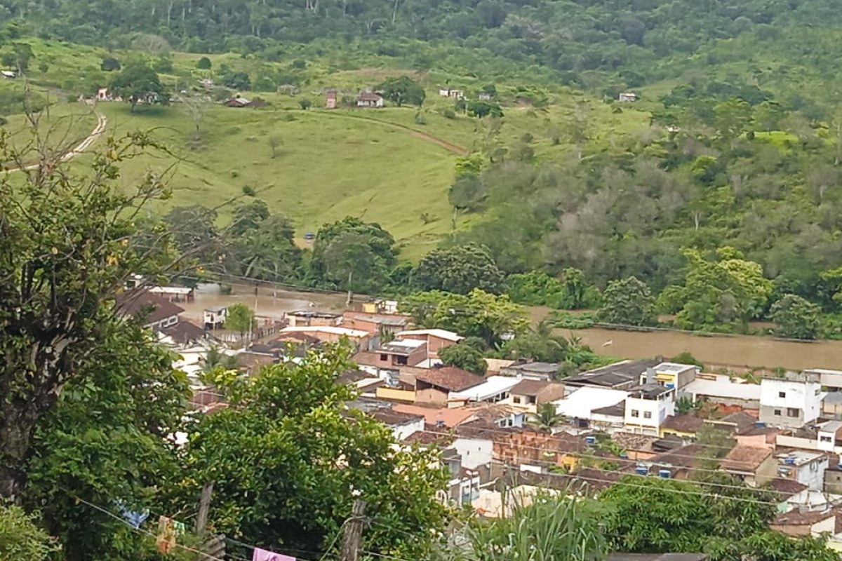 Chuvas intensas afetam 32 municípios baianos; 9 decretam estado de emergência